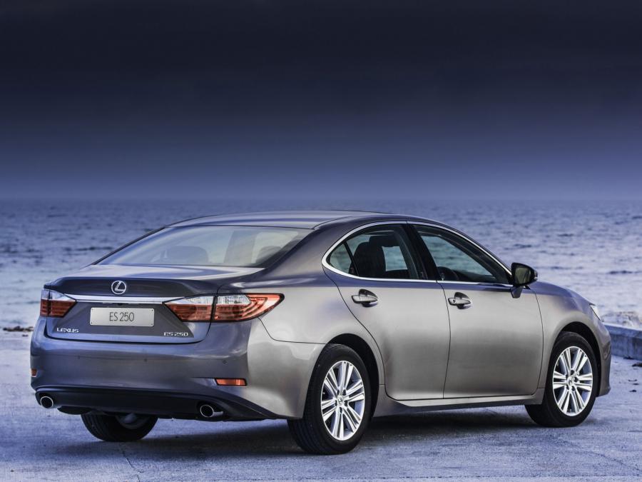  Lexus ES250 2013 года  (ZA) (фото 3 из 30)